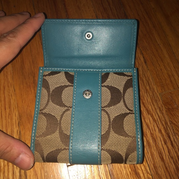 Coach Wallet - Picture 5 of 9
